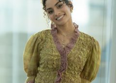 வாரி வாரி பாடல் மூலம் ரசிகர்களை கவர்ந்த பாப் நட்சத்திர பாடகி தீ (DHEE)